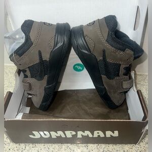Jordan Jumpman Jack TR Dark Mocha sneakers (child size 7)